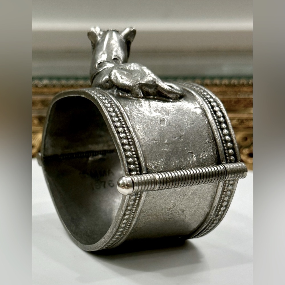 VTG RARE MMA 1976 Pewter Lion Cuff Bracelet - EUC - King Tut - Egyptian Revival - Picture 7 of 17
